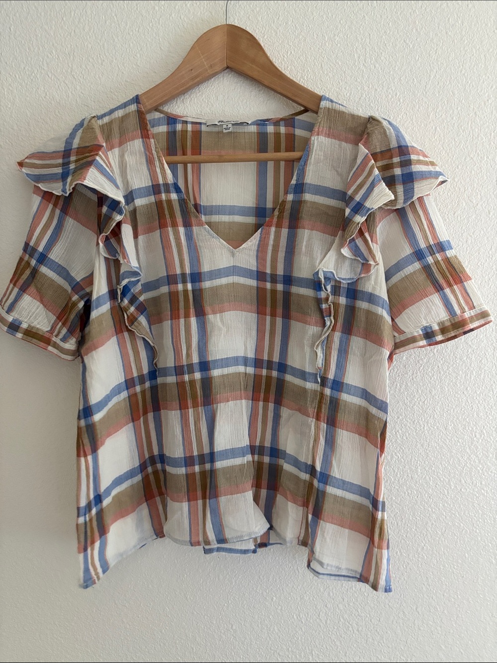 Madewell Plaid V Neck Shoulder-Ruffle Blouse Size Medium | dainty | lightweight